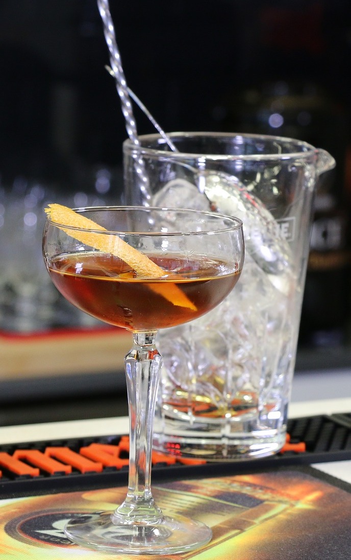 Image of Walnut Manhattan for 5 Fall Cocktails to Capture the Flavor of Autumn